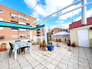 Ático en venta en Reyes Católicos en Alcalá de Henares