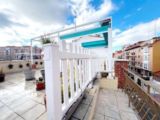 Ático en venta en Reyes Católicos en Alcalá de Henares