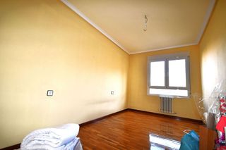 Piso en venta en Portillejo - Valdegastea en Logroño