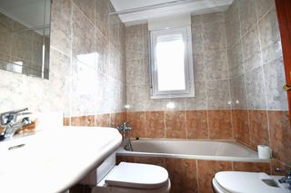 Piso en venta en Portillejo - Valdegastea en Logroño