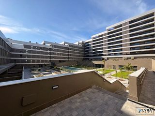 Piso en venta en Aljamar en Tomares