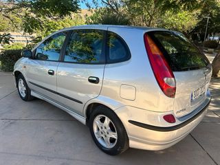 Nissan Almera 2004