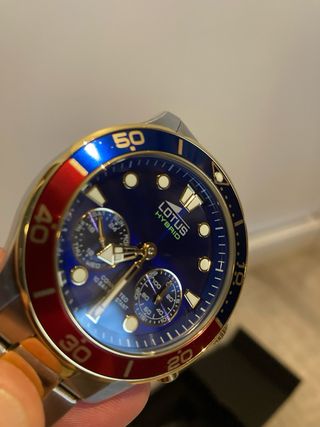 Reloj Lotus Hybrid Azul y Dorado