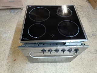 Conjunto Vitrocerámica y Horno Aspes