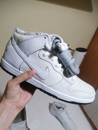 Nike 327€ de colección + regalo