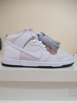 Nike 327€ de colección + regalo