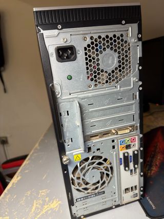 PC Sobremesa HP ENVY 700-310ns Negro