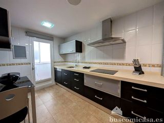 Piso en alquiler en Linares