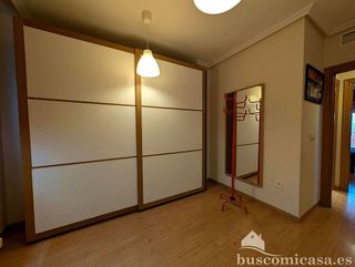 Piso en alquiler en Linares