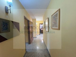 Piso en venta en Bisbal d´Empordà, La