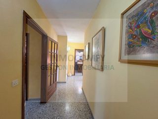 Piso en venta en Bisbal d´Empordà, La