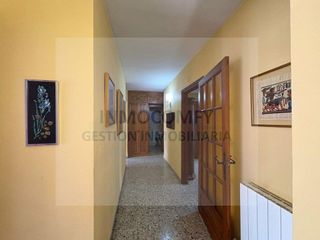 Piso en venta en Bisbal d´Empordà, La