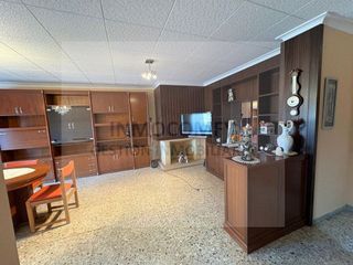 Piso en venta en Bisbal d´Empordà, La