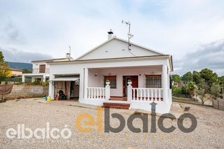 Chalet en venta en Cabra del Camp