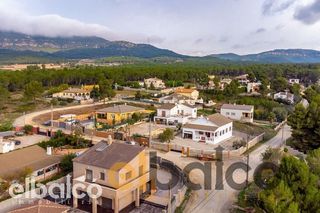 Chalet en venta en Cabra del Camp