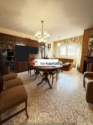 Piso en venta en Almacelles