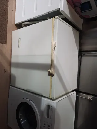 Congelador verticale Newpol