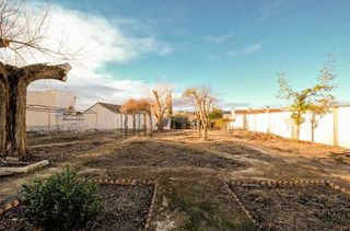 Chalet en venta en Zubia (La)