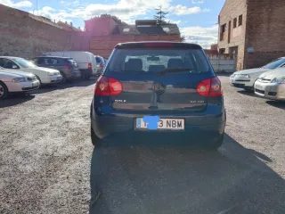 Volkswagen Golf 2005