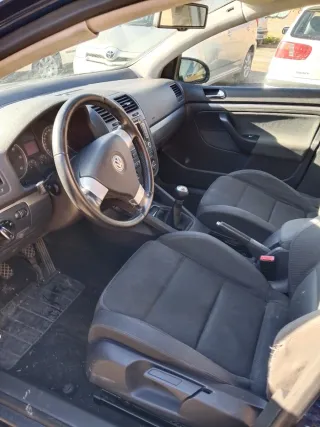 Volkswagen Golf 2005