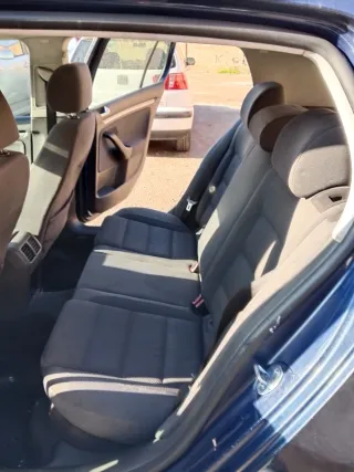 Volkswagen Golf 2005