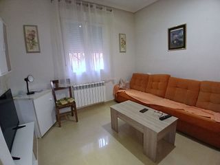 Casa adosada en venta en Tomelloso