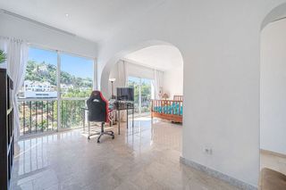 Casa adosada en venta en Benahavís