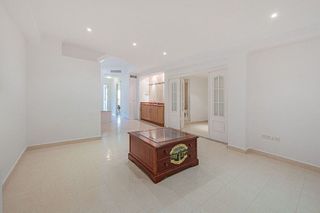 Casa adosada en venta en Benahavís