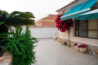 Casa en venta en La Siesta - El Salado - Torreta en Torrevieja