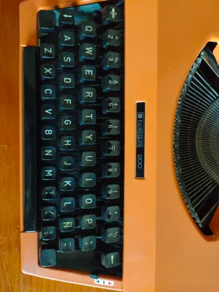 Máquina de escribir NIGE 200 Naranja