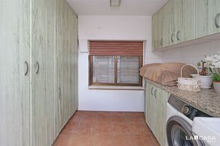 Piso en venta en Can Serra en Hospitalet de Llobregat, L´