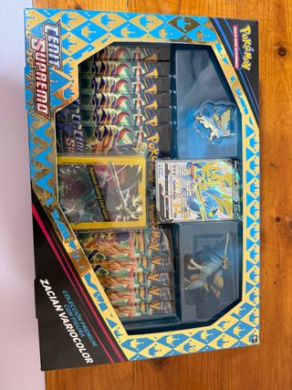 Pokémon TCG: Colección Premium Zacian Variocolor