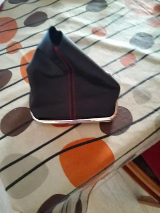 Funda palanca cambios piel y embellecedor cromado