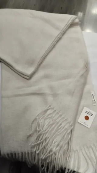 Sciarpone Calliope bianco nuovo con cartellino.