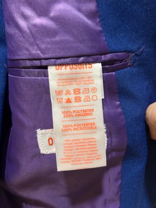 Traje de niño azul con corbata