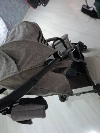 Silla de paseo gris