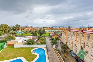 Piso en venta en El Rinconcillo en Algeciras