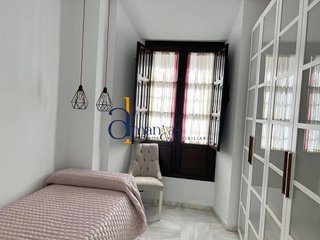 Piso en venta en Lucena
