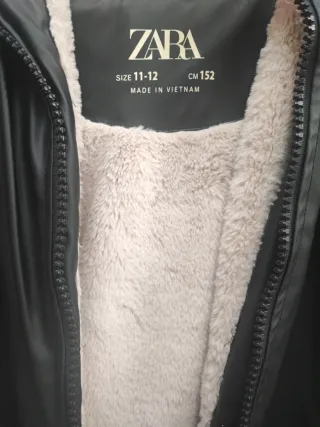 Chubasquero Zara niña verde forrado, talla 11-12 a