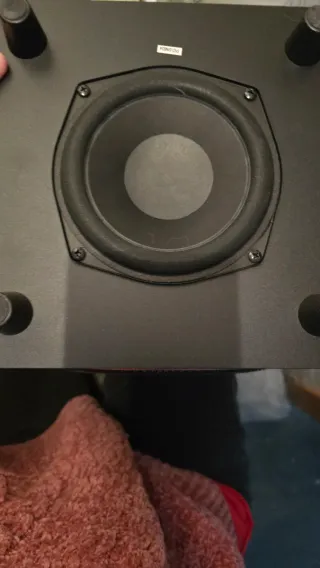 Altavoces para ordenador negros