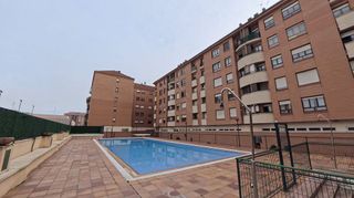 Piso en venta en Cascajos - Piqueras en Logroño