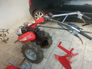 Motoazada motocultor Honda F560