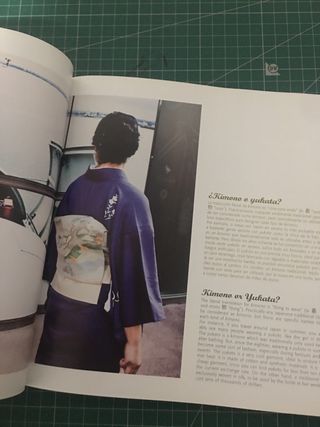 UN GEEK EN JAPÓN: MOMENTOS (Spanish and English...