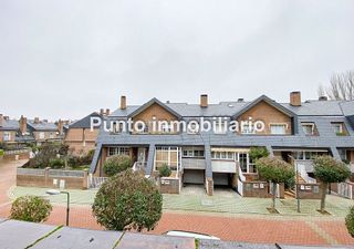 Casa adosada en venta en Covaresa - Parque Alameda en Valladolid