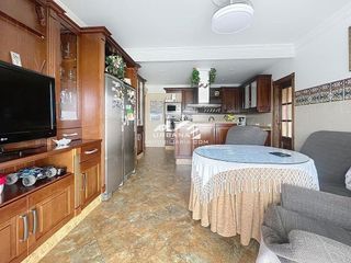 Chalet en venta en Lucena