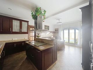 Chalet en venta en Lucena