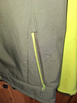 Chaqueta Softshell Trangoworld Gris/Verde