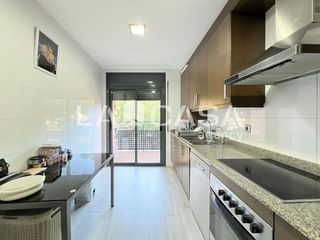 Piso en venta en Montigalà -Sant Crist en Badalona