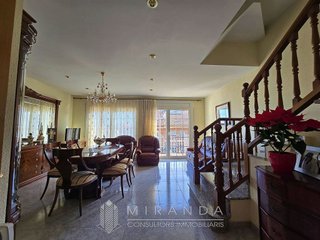 Casa adosada en venta en Canovelles