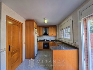 Casa adosada en venta en Canovelles